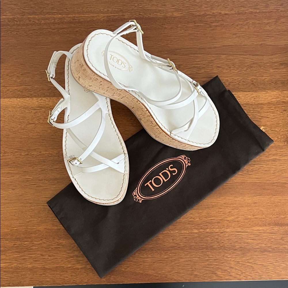 Tod's White Buckled Leather Platform Sandals